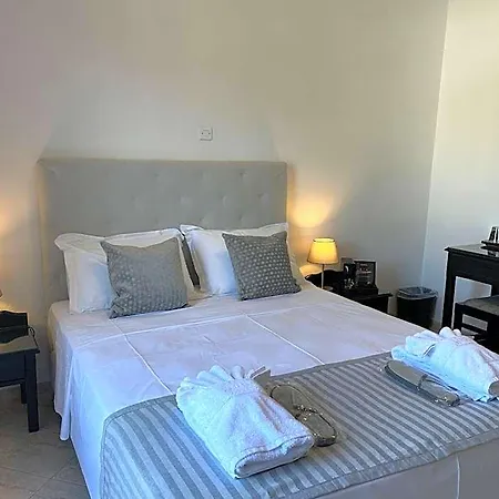Hotel Venikouas 2*